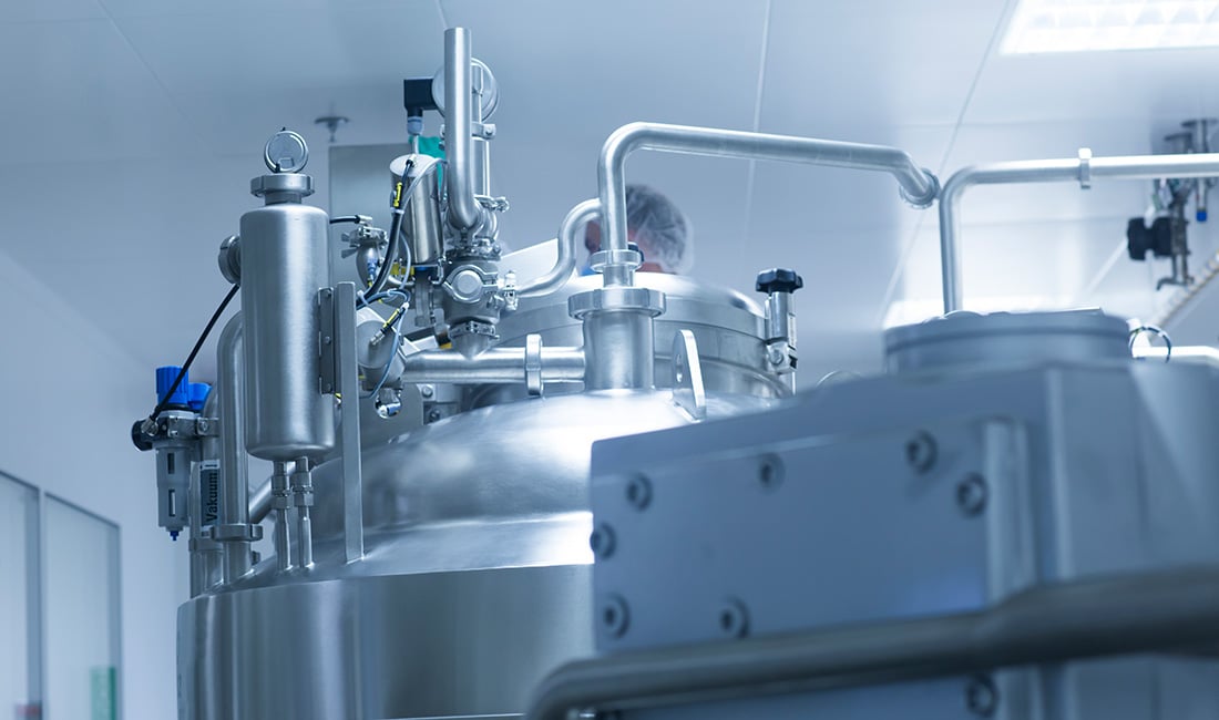 Application Progress of Continuous Flow Microchannel Reactors in the Pharmaceutical Industry